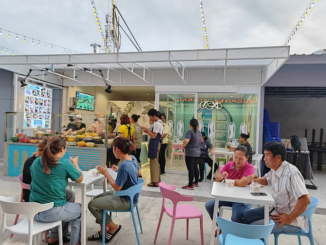 ยู้ฮูหวานเย็นสาขาพัทยา - การบริการอาหารและที่พัก