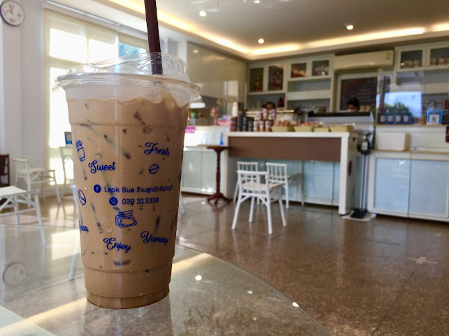 Opinii despre ร้านลูกบัว în เมือง - การบริการอาหารและที่พัก