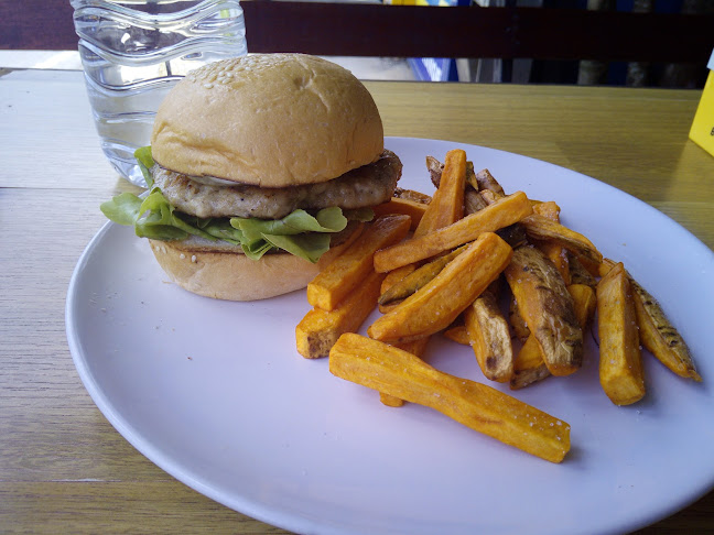 Comentarii opinii despre KOKO HUT