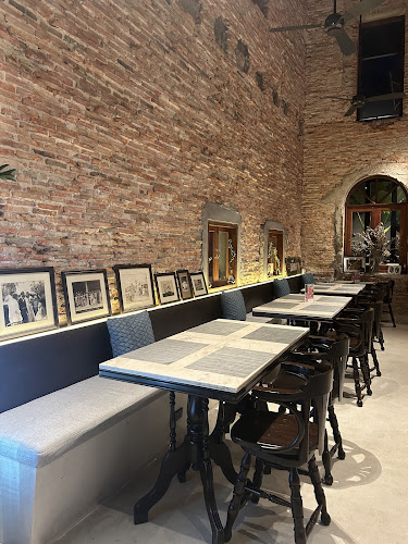 คลื่นงาม KLEUN NGAM - Cafe & Stay - การบริการอาหารและที่พัก