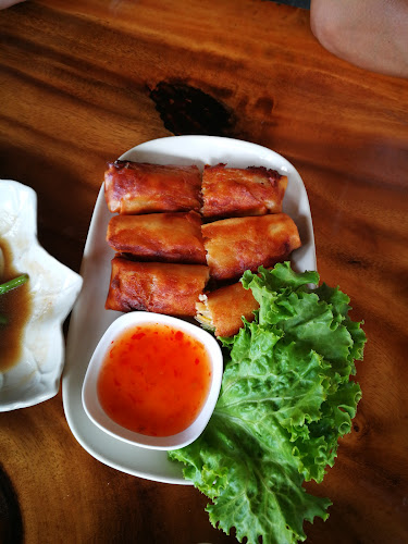 Comentarii opinii despre Roxanne Bar 1