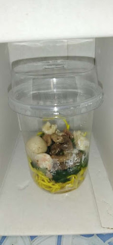 เจ้เล็กก๋วยเตี๋ยวน้ำใสโบราณ - การบริการอาหารและที่พัก