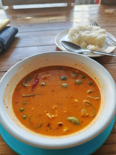 Opinii despre Nongploy Soi 3 în อำเภอบางละมุง - การบริการอาหารและที่พัก