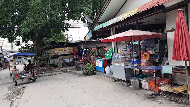 Laem Din Market ตลาดแหลมดิน