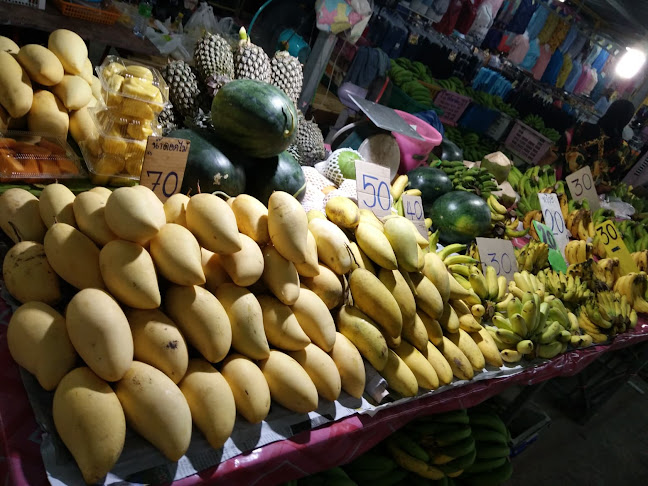 Comentarii opinii despre จ๊ะน้อง ร้านผลไม้ตลาดนัดคันทรีโฮม