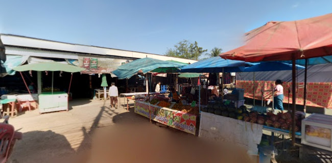 Opinii despre ป้าแดงเขียงหมู ดงมูลเหล็ก เรทโทร în เมือง - การบริการอาหารและที่พัก