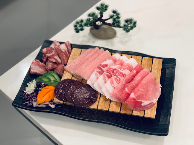 2 ถ. เทพกระษัตรี ตำบล ศรีสุนทร อำเภอถลาง ภูเก็ต 83110