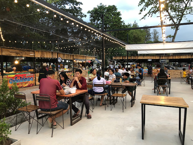 Fai tha street food - อำเภอเมืองสุราษฎร์ธานี