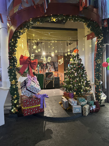 48 2 ถนน ร่วมใจ ตำบลป่าตอง อำเภอกะทู้ ภูเก็ต 83150