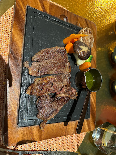 124 Floor 1/2, 200 ถ. ราษฏร์อุทิศ 200 ปี ตำบลป่าตอง อำเภอกะทู้ ภูเก็ต 83150