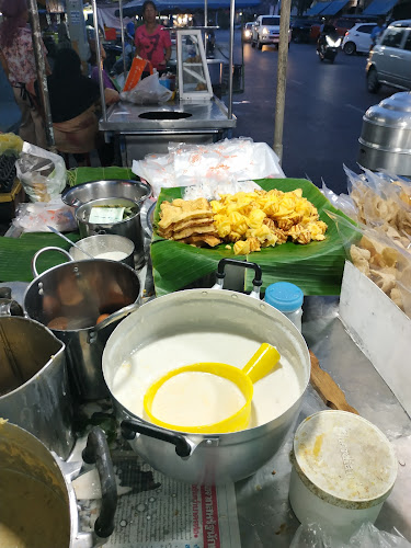 กล้วยปิ้ง​ นีม&มา - อำเภอเมือง