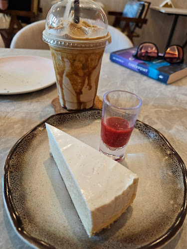 Comentarii opinii despre Cafe Delight Phuket Old Town