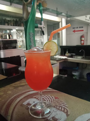 Comentarii opinii despre Som Guest House And Bar