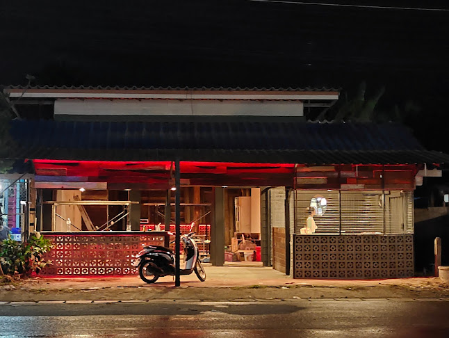 ทองดี 通迪 Tongdee Bar - การบริการอาหารและที่พัก