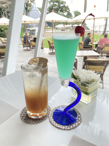 Opinii despre The Harbor Restaurant în อำเภอเมืองภูเก็ต - การบริการอาหารและที่พัก