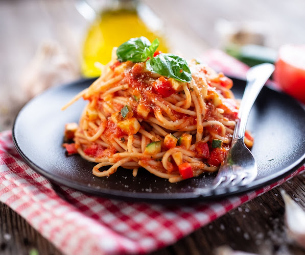 Kindee Pizzeria & Steak House