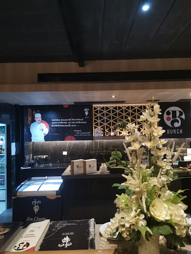 หลานตาชูหาดใหญ่ - การบริการอาหารและที่พัก