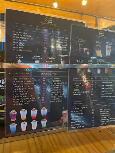 Opinii despre The Black In Black în อำเภอหาดใหญ่ - การบริการอาหารและที่พัก