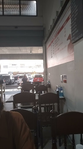 น้อยชวนชิม - การบริการอาหารและที่พัก