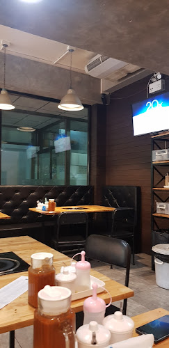 Daisachi Shabu - การบริการอาหารและที่พัก