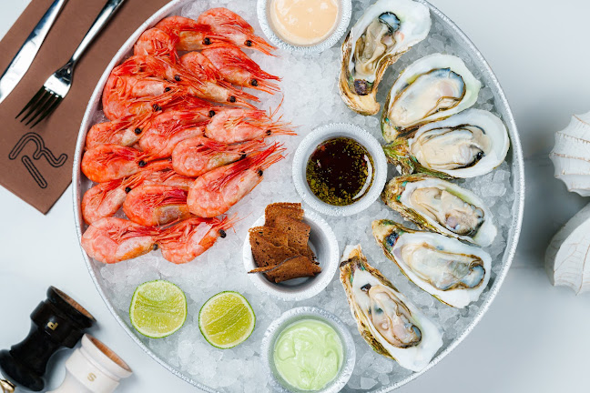 Robbi Seafood. Pasta. Pizza