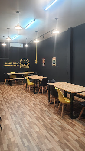 Opinii despre หอมเนื้อ ก๋วยเตี๋ยวเรือฮาลาล หาดใหญ่ - HOM NUEA Boat Noodle Halal Hatyai în อำเภอหาดใหญ่ - การบริการอาหารและที่พัก