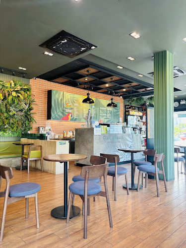 Opinii despre Café Amazon สาขา สี่แยกบ้านสวนเกาะทิพย์ în อำเภอเมืองนครราชสีมา - การบริการอาหารและที่พัก