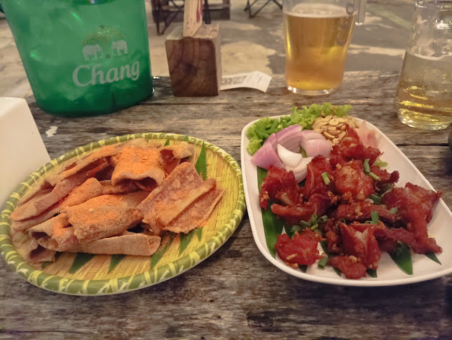 Opinii despre Chill Chill Bar camp în อำเภอธัญบุรี - การบริการอาหารและที่พัก