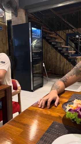 ครัวมาลี เฉวง - การบริการอาหารและที่พัก