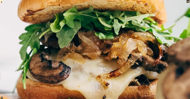 Opinii despre Kindee Pizzeria & Steak House în อำเภอถลาง - การบริการอาหารและที่พัก