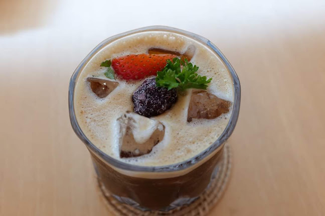 Nutt - Phob coffee and more - การบริการอาหารและที่พัก