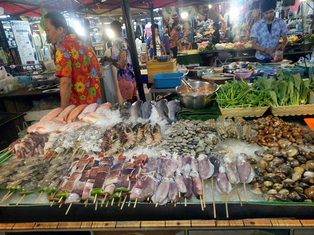 ตลาดป่าตองโอท็อป - อำเภอกะทู้