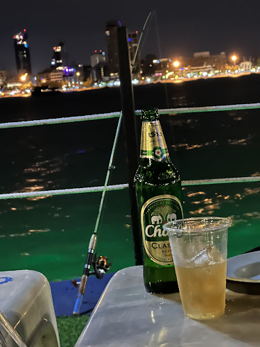 Opinii despre คาเฟ่ตกหมึกพัทยา Tako Trip în อำเภอบางละมุง - การบริการอาหารและที่พัก