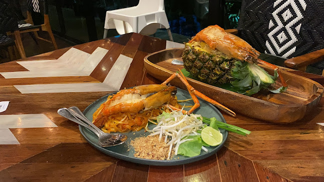 Opinii despre Three Monkeys Restaurant în อำเภอเมืองภูเก็ต - การบริการอาหารและที่พัก