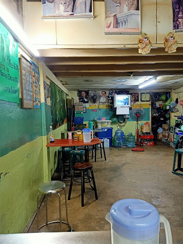 ร้านก๋วยจั๊บแห่งความสุข Happy Noodle - การบริการอาหารและที่พัก