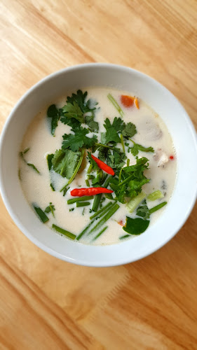 Bagus cafe & halal food - การบริการอาหารและที่พัก