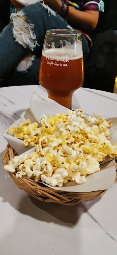 Wishbeer Pattaya - การบริการอาหารและที่พัก