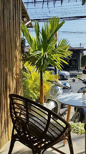 12, 35 moo 1 ถนน วิเศษ ตำบล ราไวย์ อำเภอเมืองภูเก็ต ภูเก็ต 83130