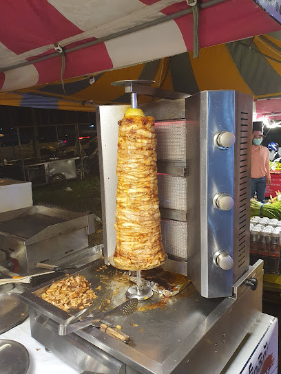 Original Turkish Döner Kebab, Homemade Italian Pizza and Original Mexican Birria Tacos