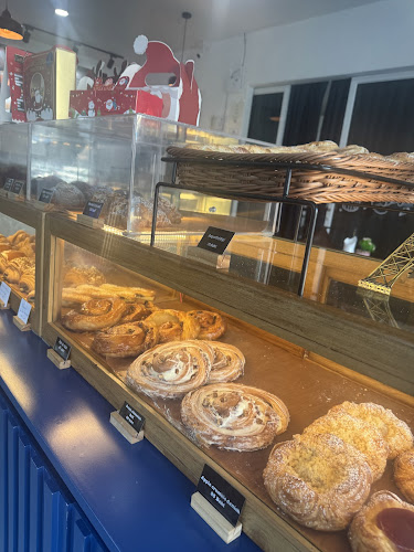 Bakerboi Bakery & pastry - อำเภอกะทู้