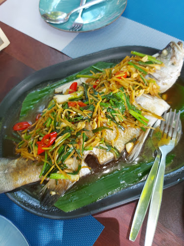 นิกิต้า - การบริการอาหารและที่พัก