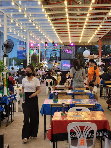 Opinii despre สวนขอบฟ้ามาร์เก็ต นครสวรรค์ în อำเภอเมืองนครสวรรค์ - การบริการอาหารและที่พัก