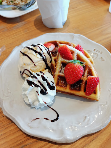 Opinii despre Coffee Hills Cafe în อำเภอเมืองสระแก้ว - การบริการอาหารและที่พัก