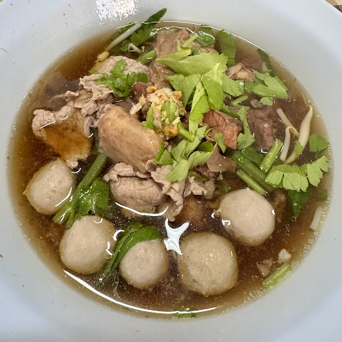 บ้านก๋วยเตี๋ยวแสงจันทร์