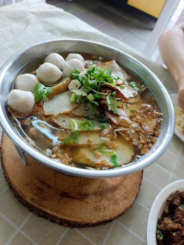 Opinii despre ก๋วยเตี๋ยวนายปั๋ม în อำเภอเมืองนครราชสีมา - การบริการอาหารและที่พัก