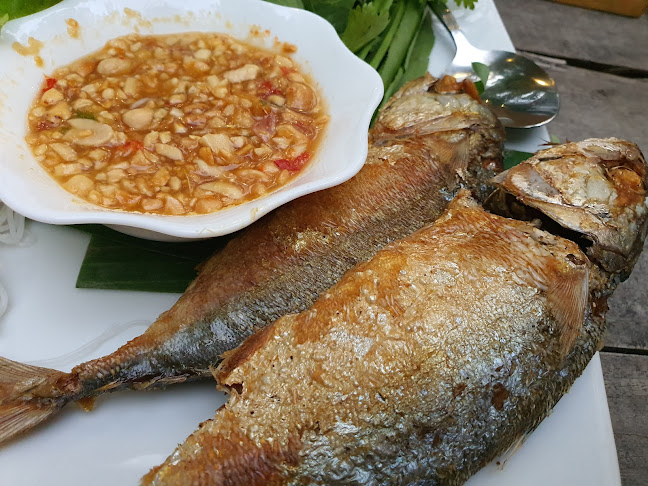 Orange House Cafe Pattaya (ตำหลายคาเฟ่ พัทยา) - การบริการอาหารและที่พัก