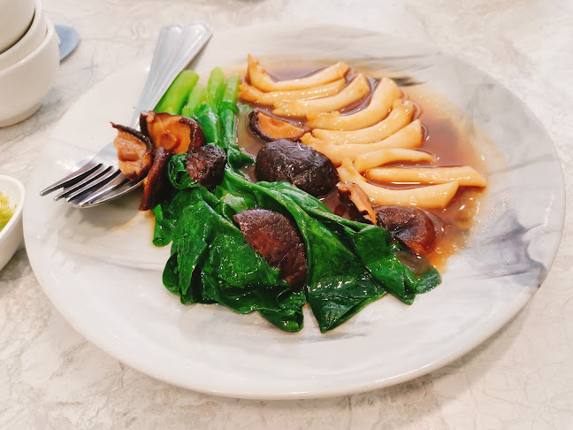 ห้อง 251 833 ถ.เพชรเกษม ตำบลสนามจันทร์ อำเภอเมืองนครปฐม นครปฐม 73000