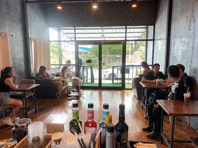 โกวุ่นcoffee - เมือง