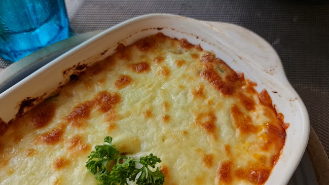 306 ถ. นริศร ตำบลตลาดใหญ่ อำเภอเมืองภูเก็ต ภูเก็ต 83000