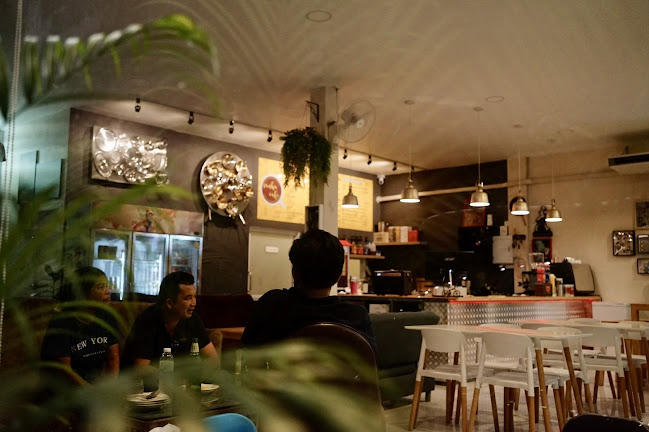 Sanha cafe&bar - การบริการอาหารและที่พัก
